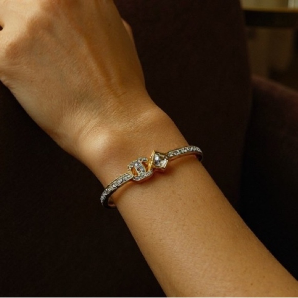 Luxury bling, rhinestones Bracelet NEW bangle Gold tone C logo stainless steel